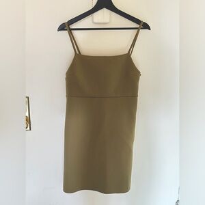 COS 🌸🌸 Green simple sexy Dress 💚💚